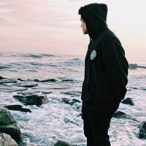 Meet your Posher, Derek